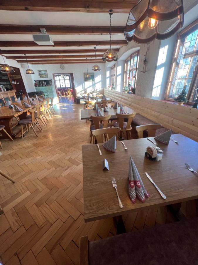 Gasthof Loewen Пфронтен Экстерьер фото